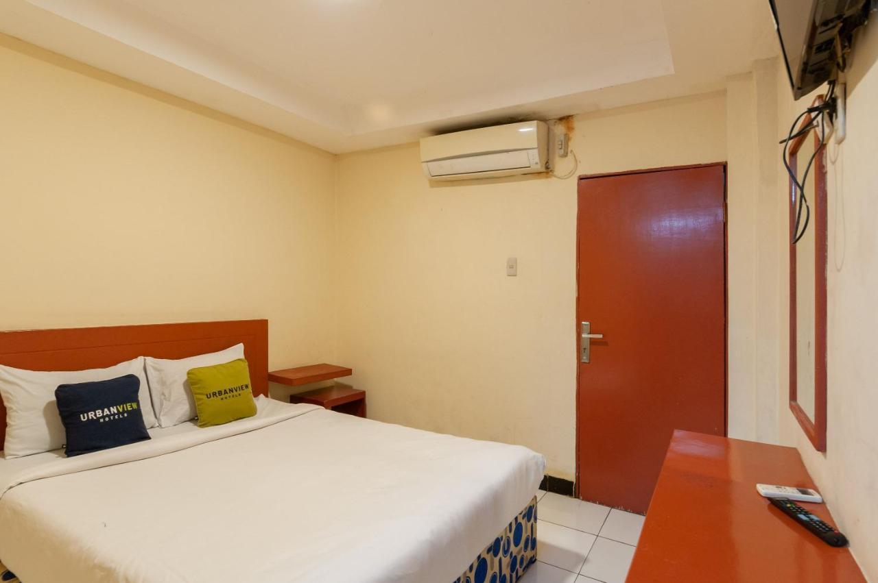 Urbanview Hotel Syariah Residence Medan Bagian luar foto