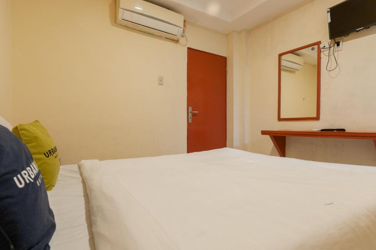 Urbanview Hotel Syariah Residence Medan Bagian luar foto