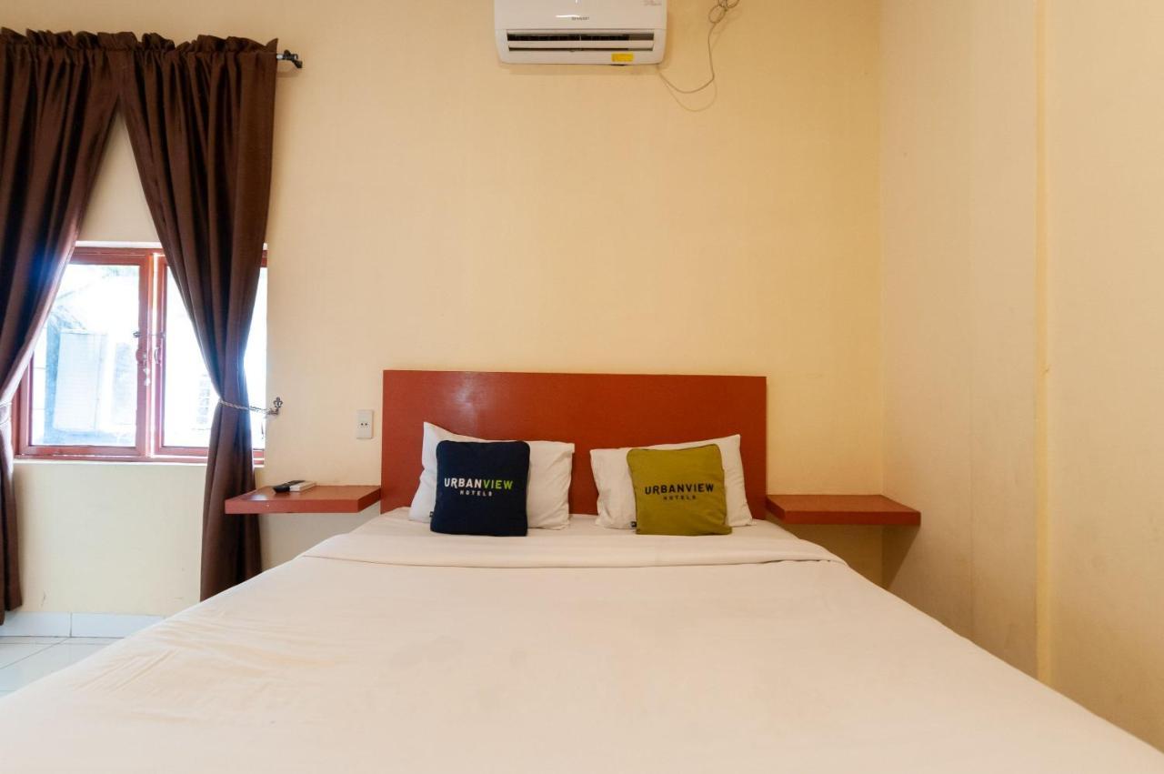 Urbanview Hotel Syariah Residence Medan Bagian luar foto