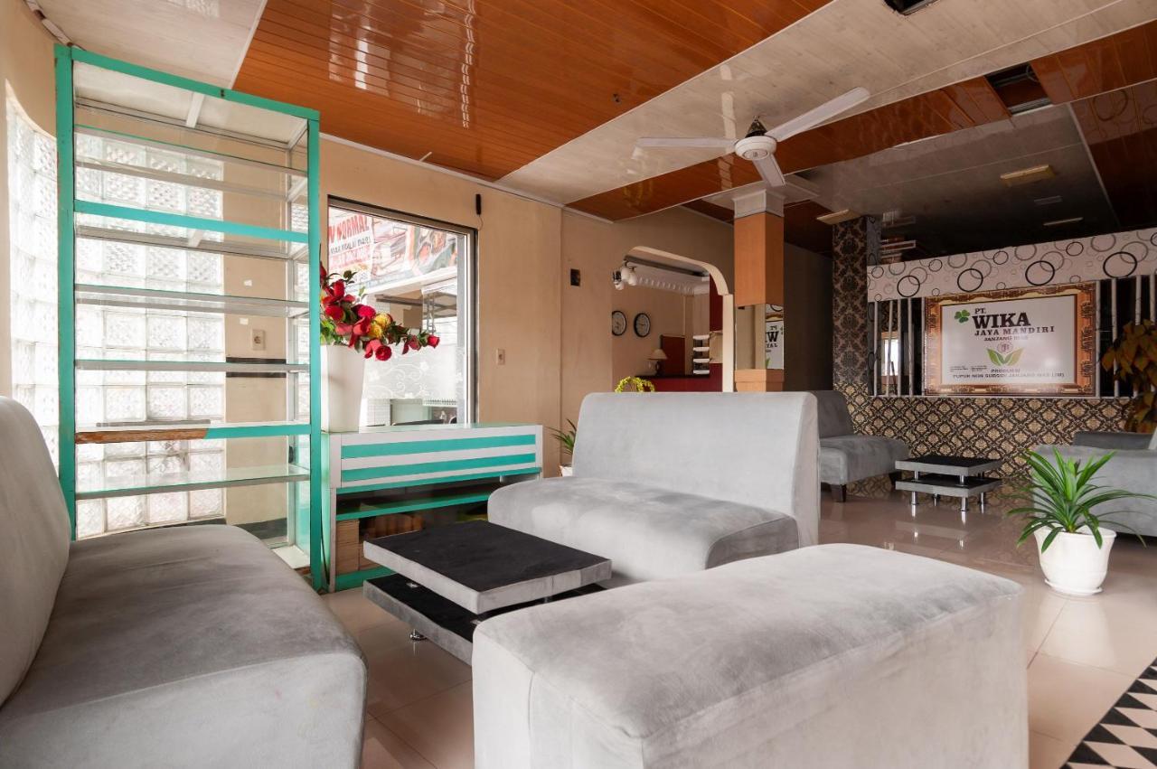 Urbanview Hotel Syariah Residence Medan Bagian luar foto