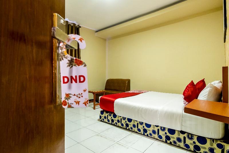 Urbanview Hotel Syariah Residence Medan Bagian luar foto